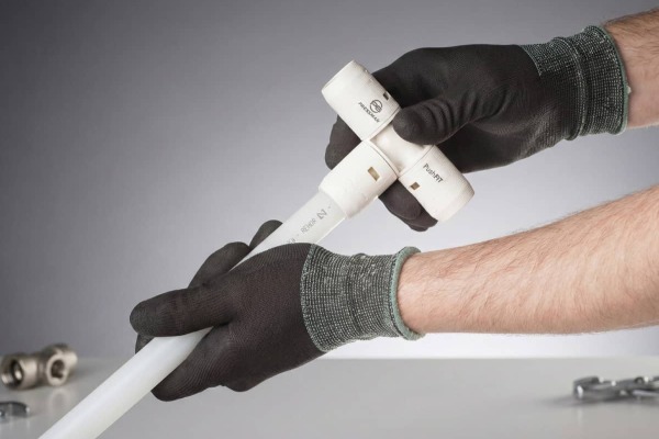 Piezas push fit para instalaciones profesionales: tipos, materiales y usos