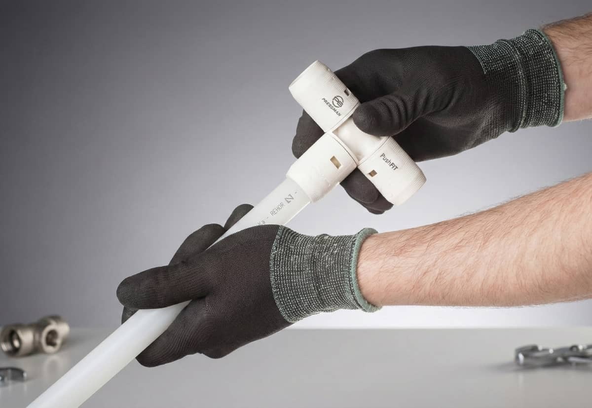 Piezas push fit para instalaciones profesionales: tipos, materiales y usos